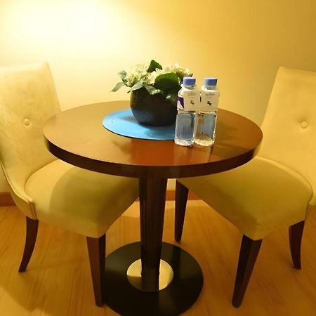 Lancaster Hotel Manila Mandaluyong Kültér fotó