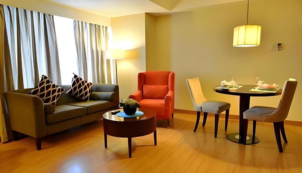Lancaster Hotel Manila Mandaluyong Kültér fotó