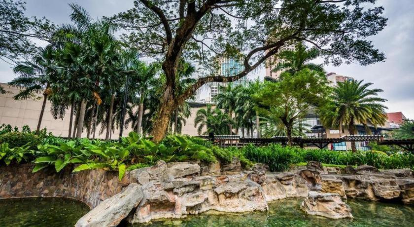 Lancaster Hotel Manila Mandaluyong Kültér fotó