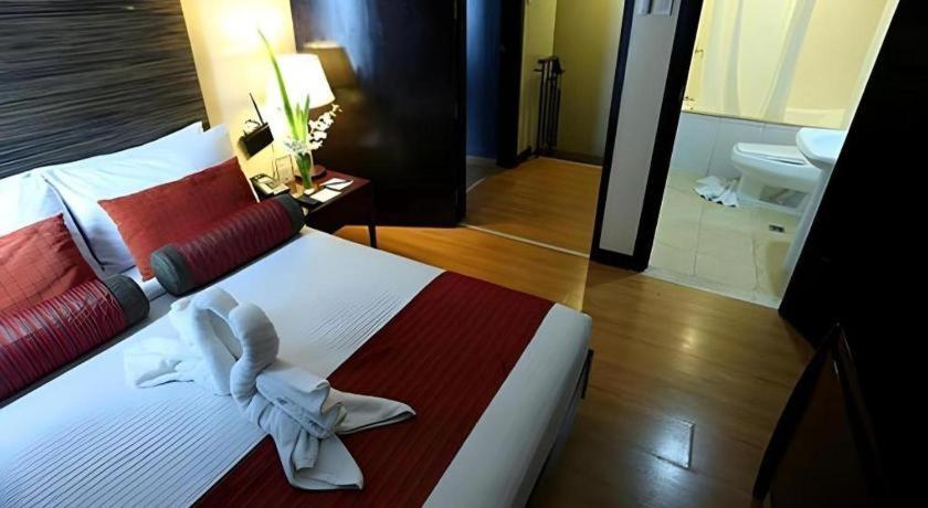 Lancaster Hotel Manila Mandaluyong Kültér fotó