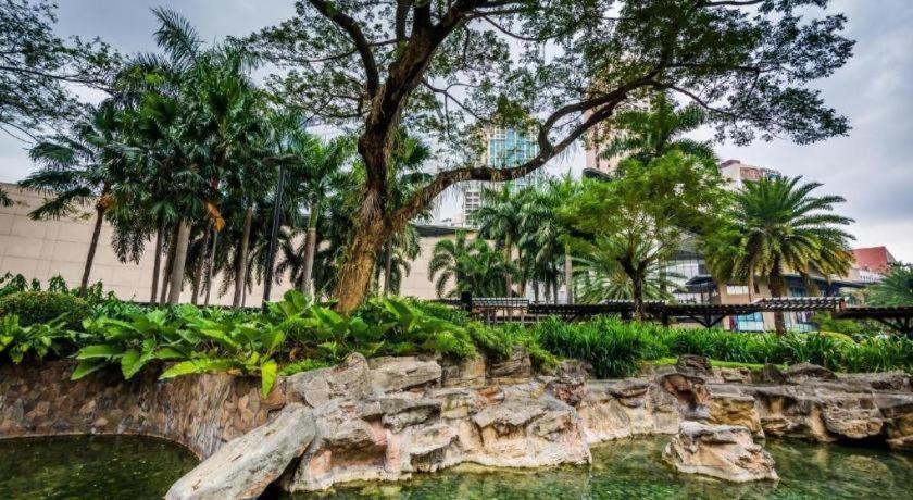 Lancaster Hotel Manila Mandaluyong Kültér fotó