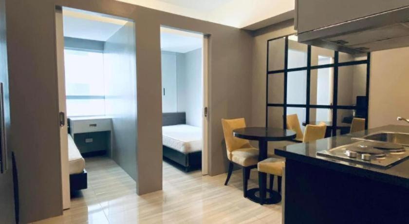 Lancaster Hotel Manila Mandaluyong Kültér fotó