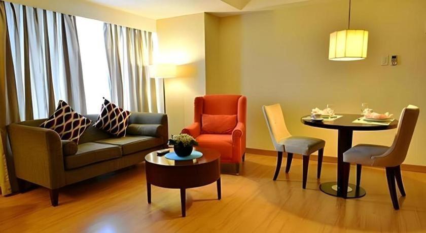 Lancaster Hotel Manila Mandaluyong Kültér fotó