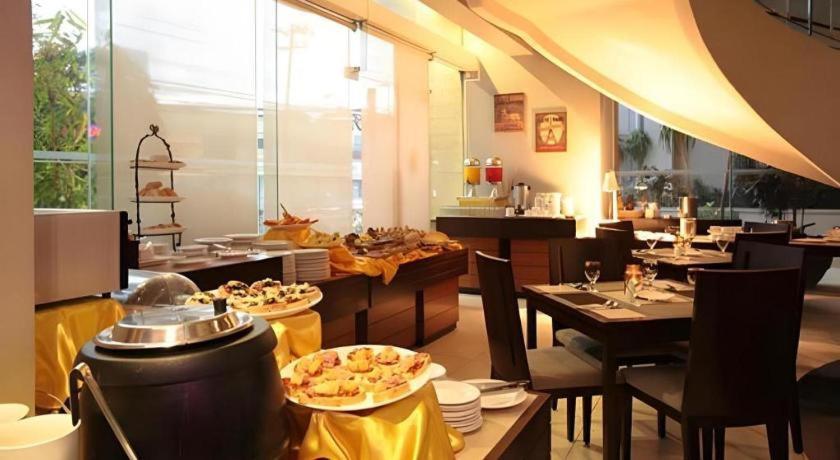 Lancaster Hotel Manila Mandaluyong Kültér fotó