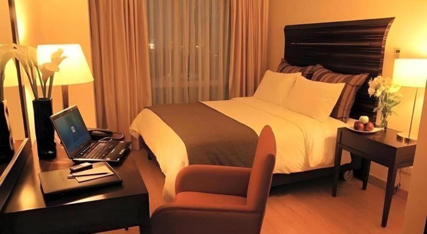 Lancaster Hotel Manila Mandaluyong Kültér fotó